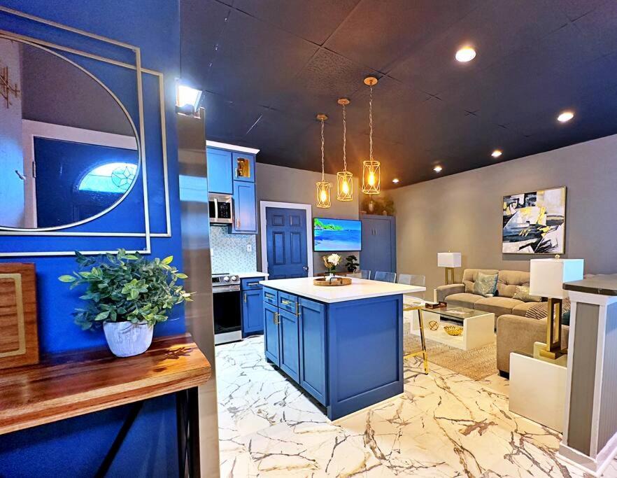 The Q Loft Galveston Villa Buitenkant foto